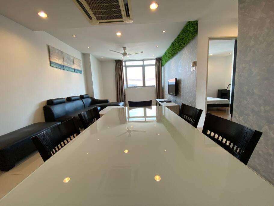 쿠알라룸푸르 Spacious 3R,2R,Studio 5Min Walk To Time Square,Lalaport, Pool,Gym,Wifi 아파트 외부 사진